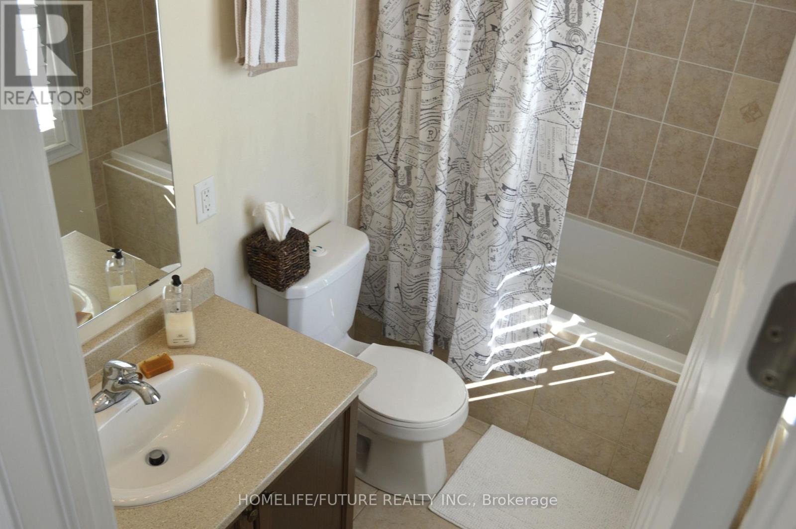 2812 Donald Cousens Parkway, Markham, Ontario  L6B 1H2 - Photo 8 - N12538348