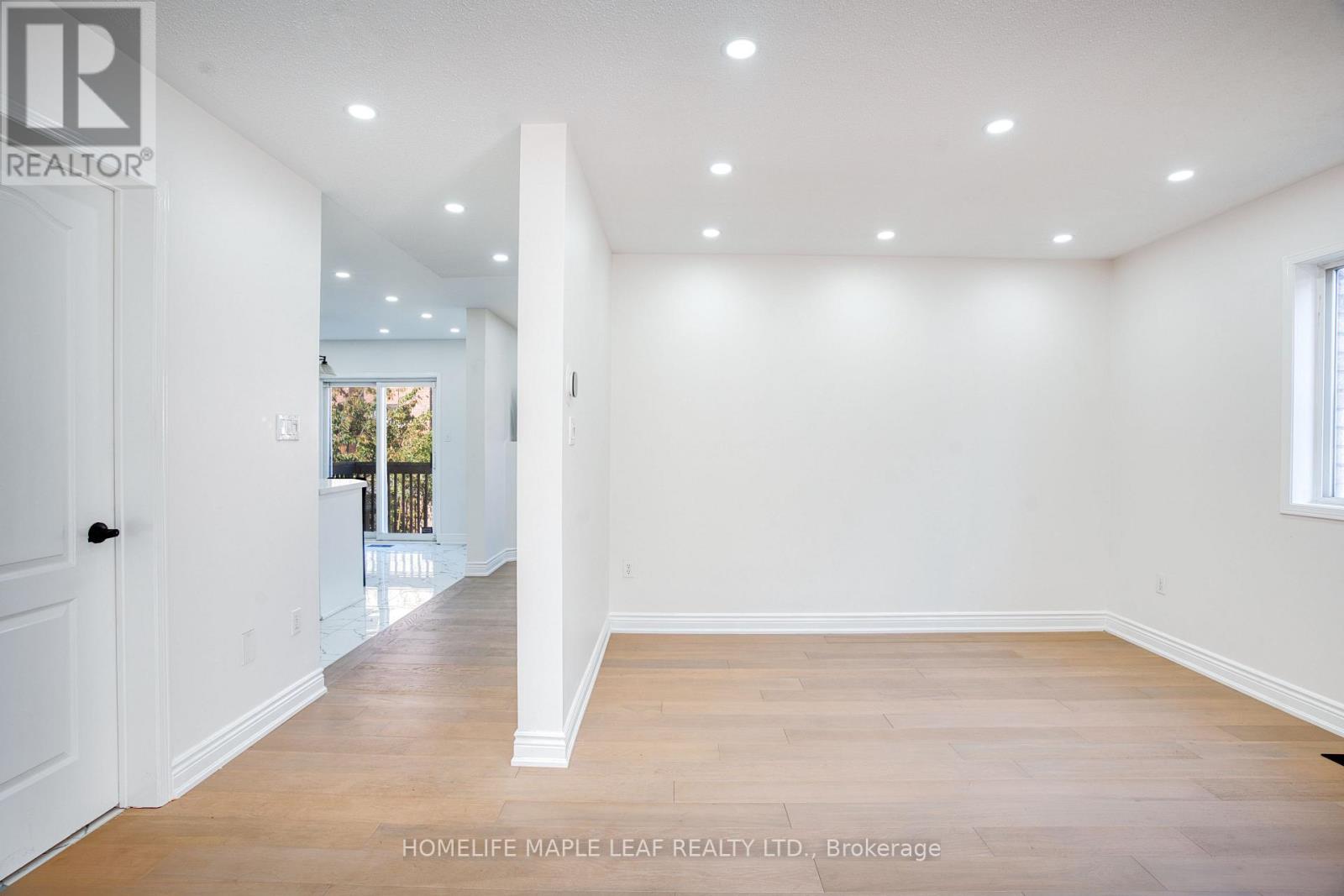 34 Lormel Gate, Brampton, Ontario  L7A 2K5 - Photo 10 - W12539500