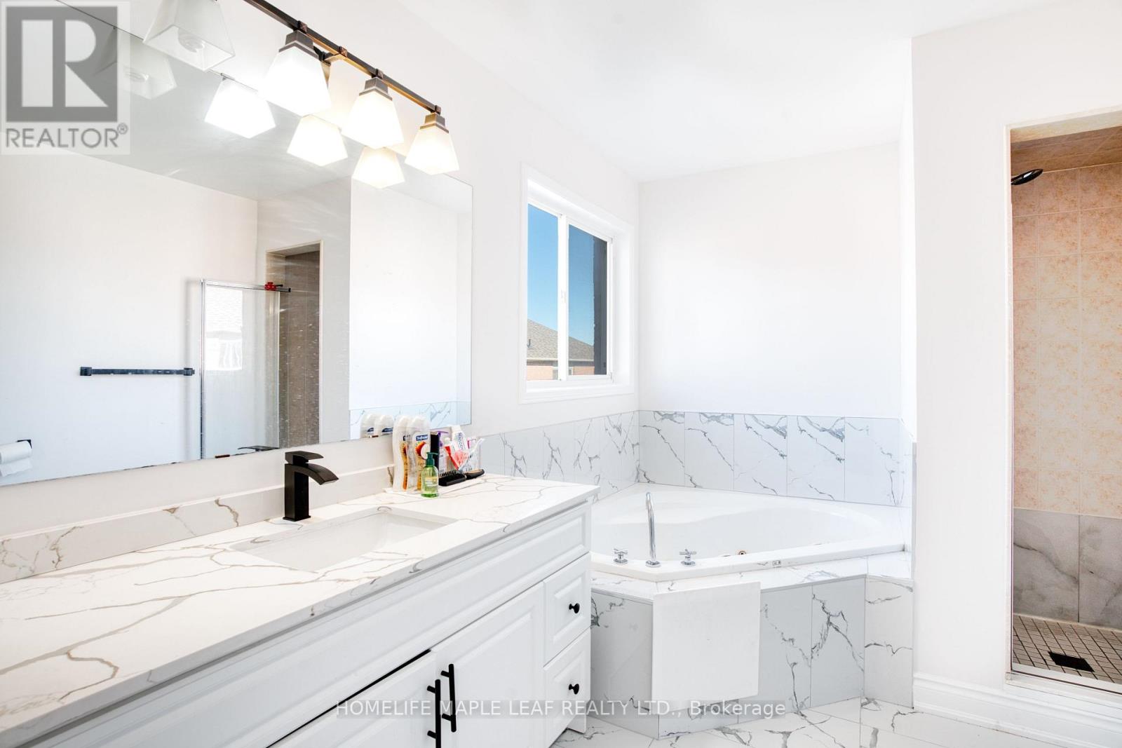 34 Lormel Gate, Brampton, Ontario  L7A 2K5 - Photo 26 - W12539500