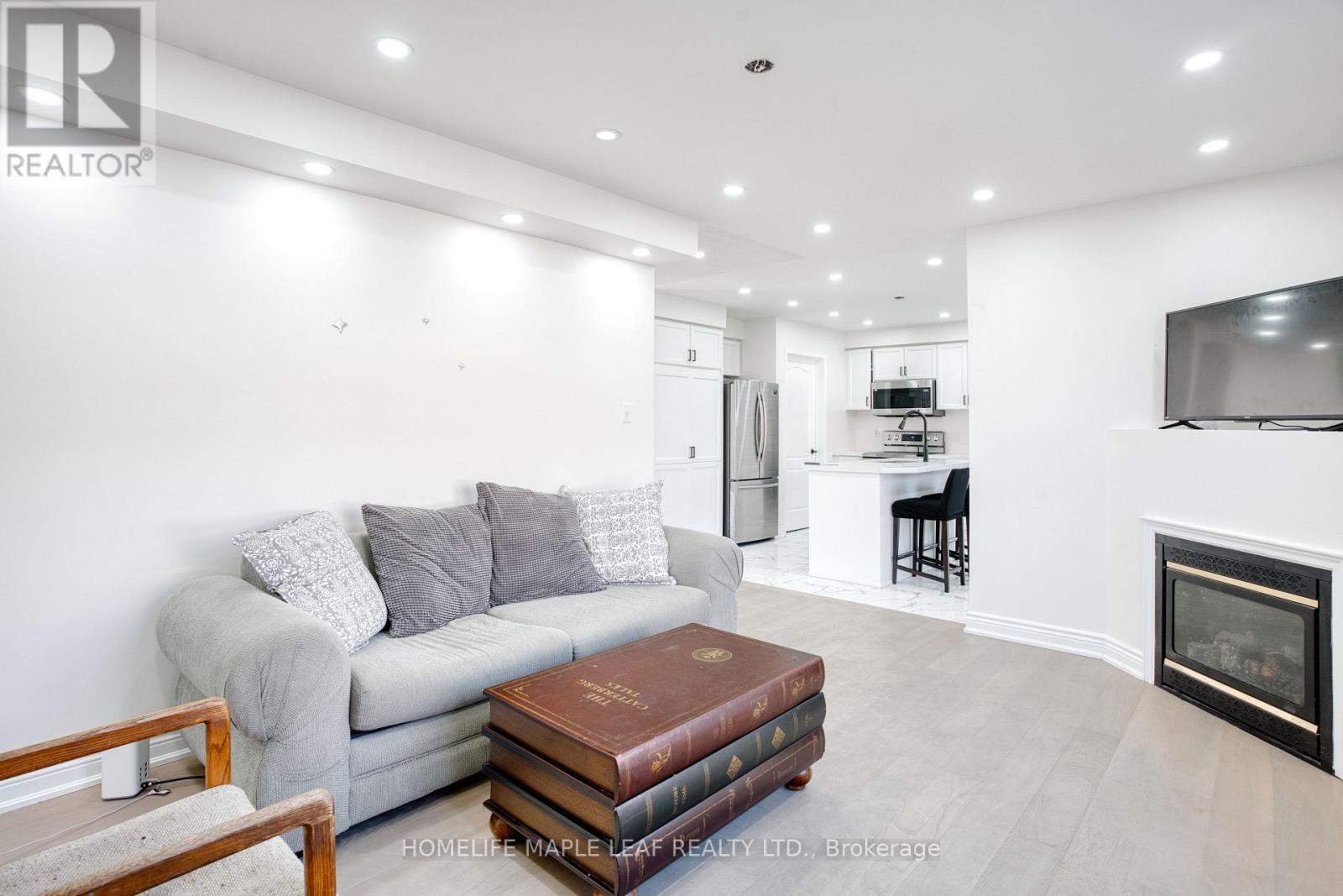 34 Lormel Gate, Brampton, Ontario  L7A 2K5 - Photo 16 - W12539500