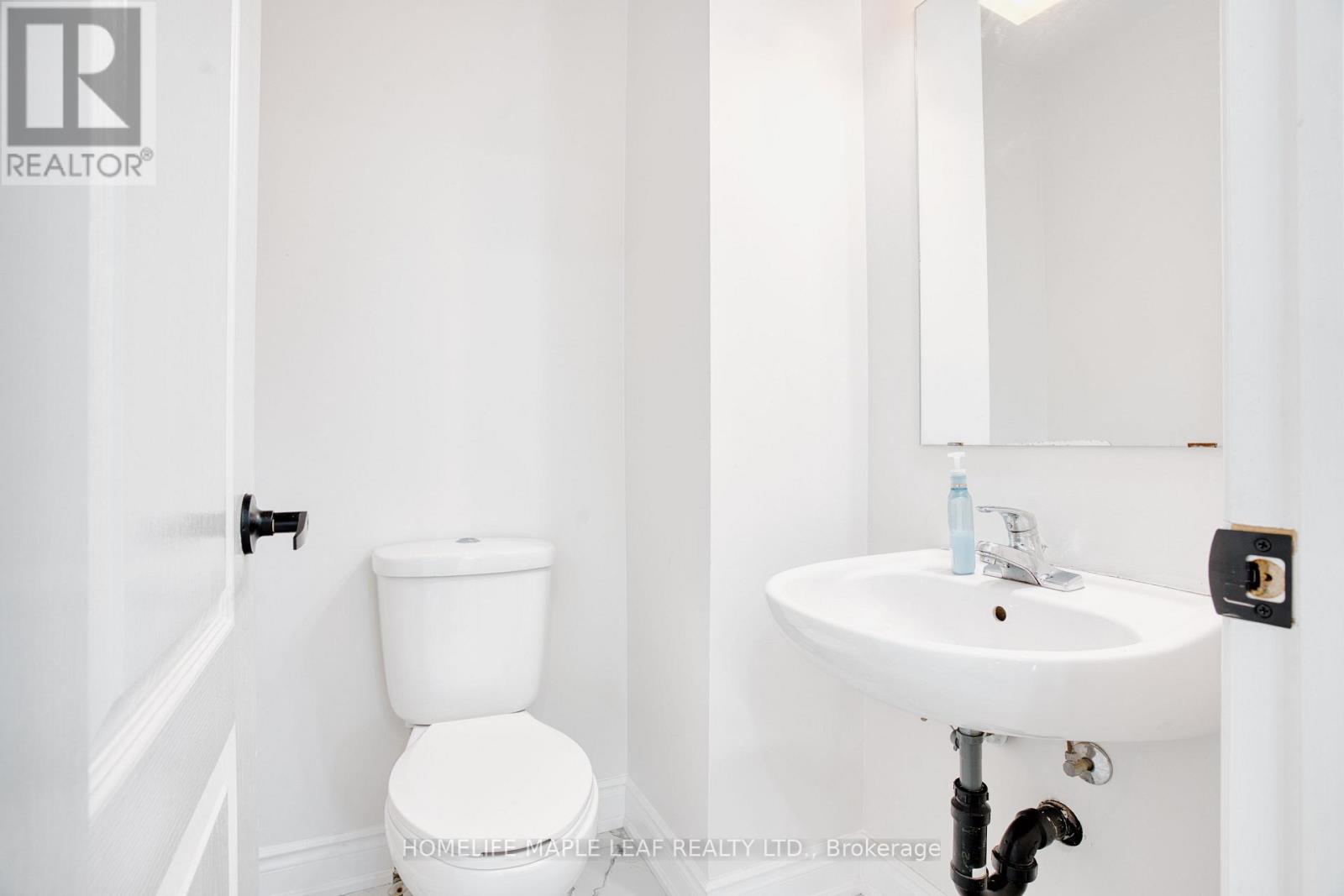 34 Lormel Gate, Brampton, Ontario  L7A 2K5 - Photo 17 - W12539500