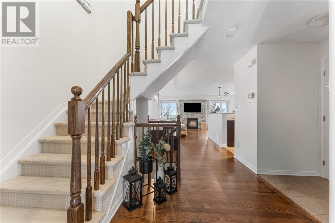 202 Arrita Street, Ottawa, Ontario K2S 0J7 - Photo 4 - 2125654