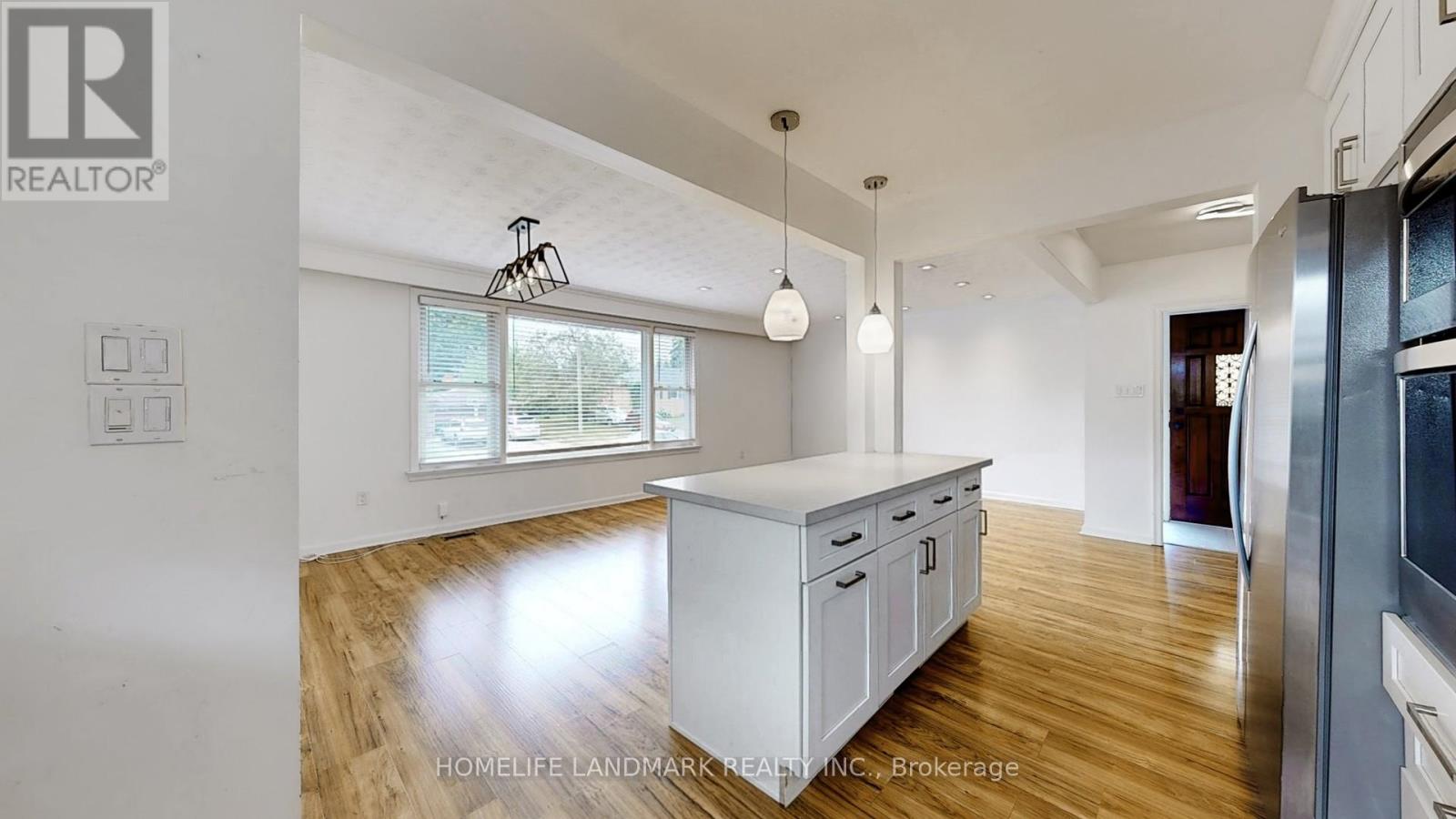 365 Osiris Drive, Richmond Hill, Ontario  L4C 2P6 - Photo 10 - N12544150