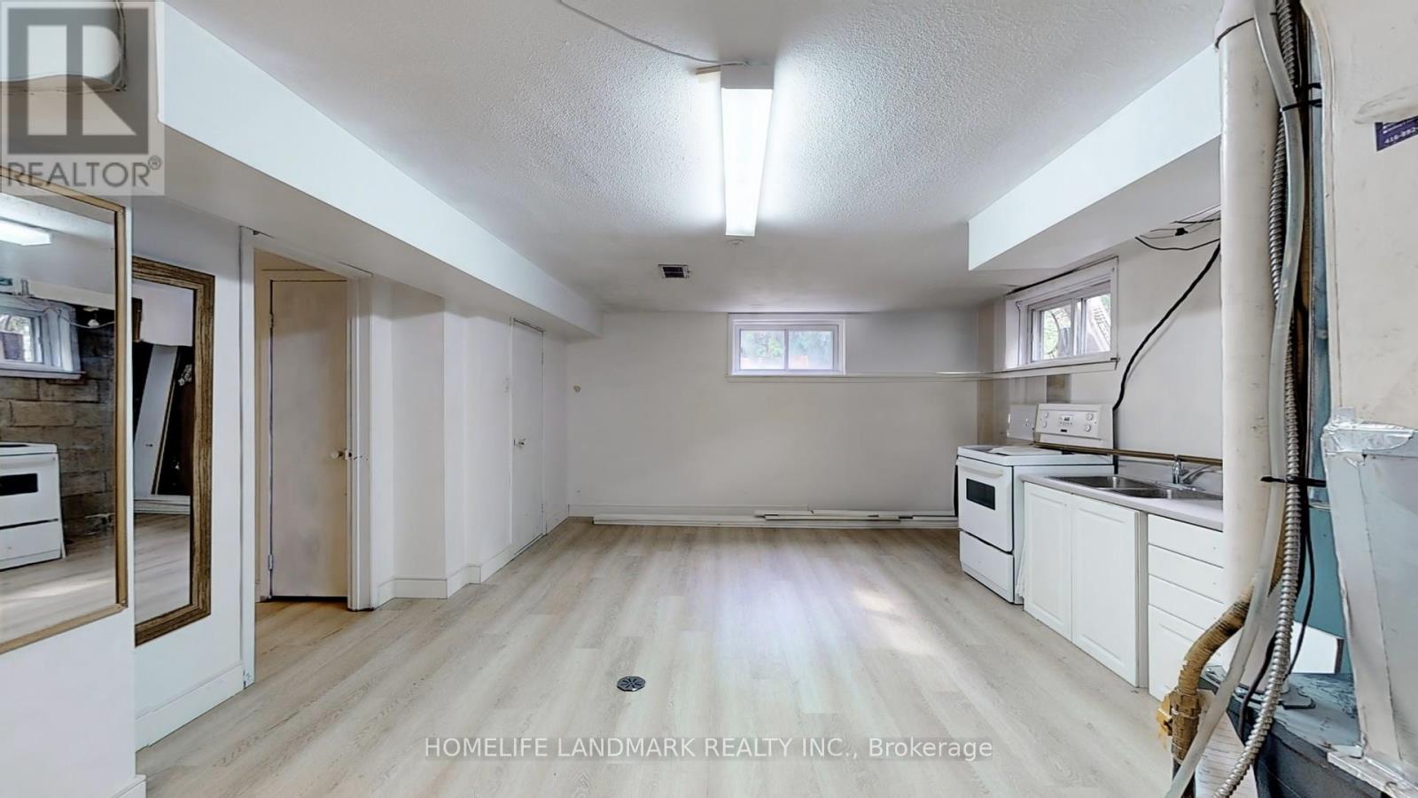 365 Osiris Drive, Richmond Hill, Ontario  L4C 2P6 - Photo 34 - N12544150