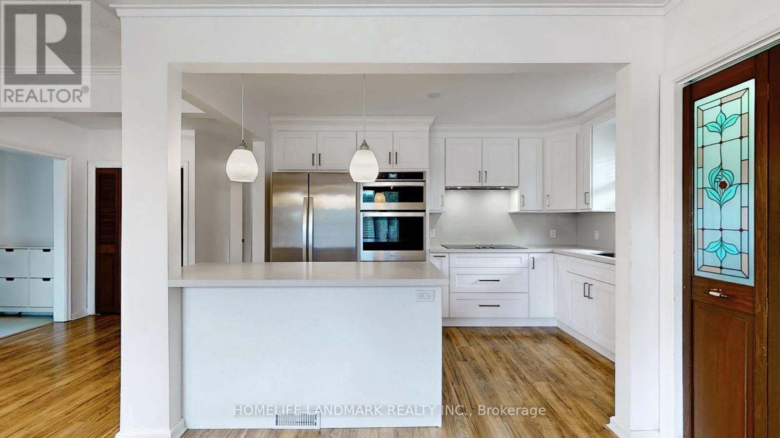 365 Osiris Drive, Richmond Hill, Ontario  L4C 2P6 - Photo 8 - N12544150