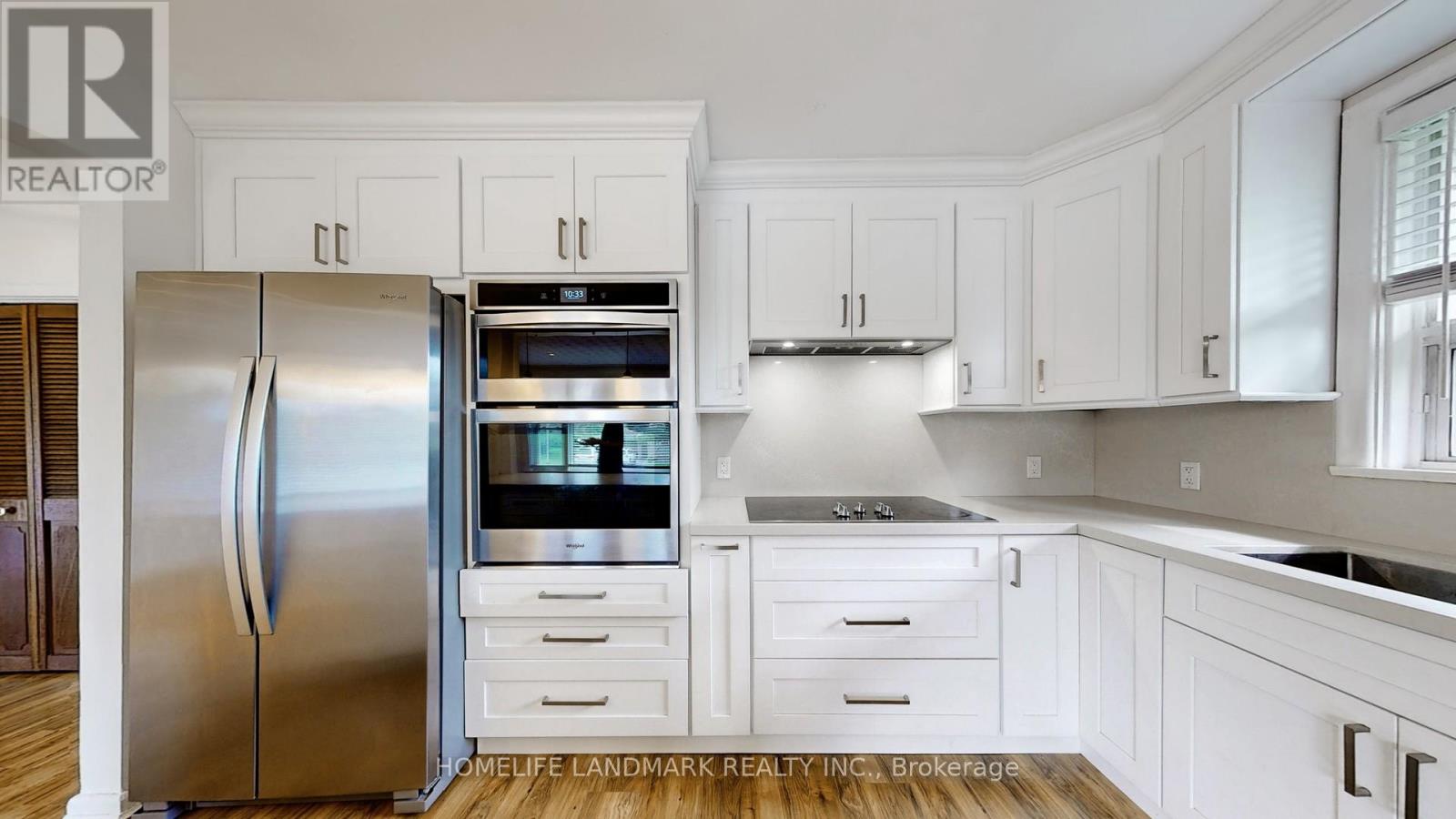 365 Osiris Drive, Richmond Hill, Ontario  L4C 2P6 - Photo 9 - N12544150