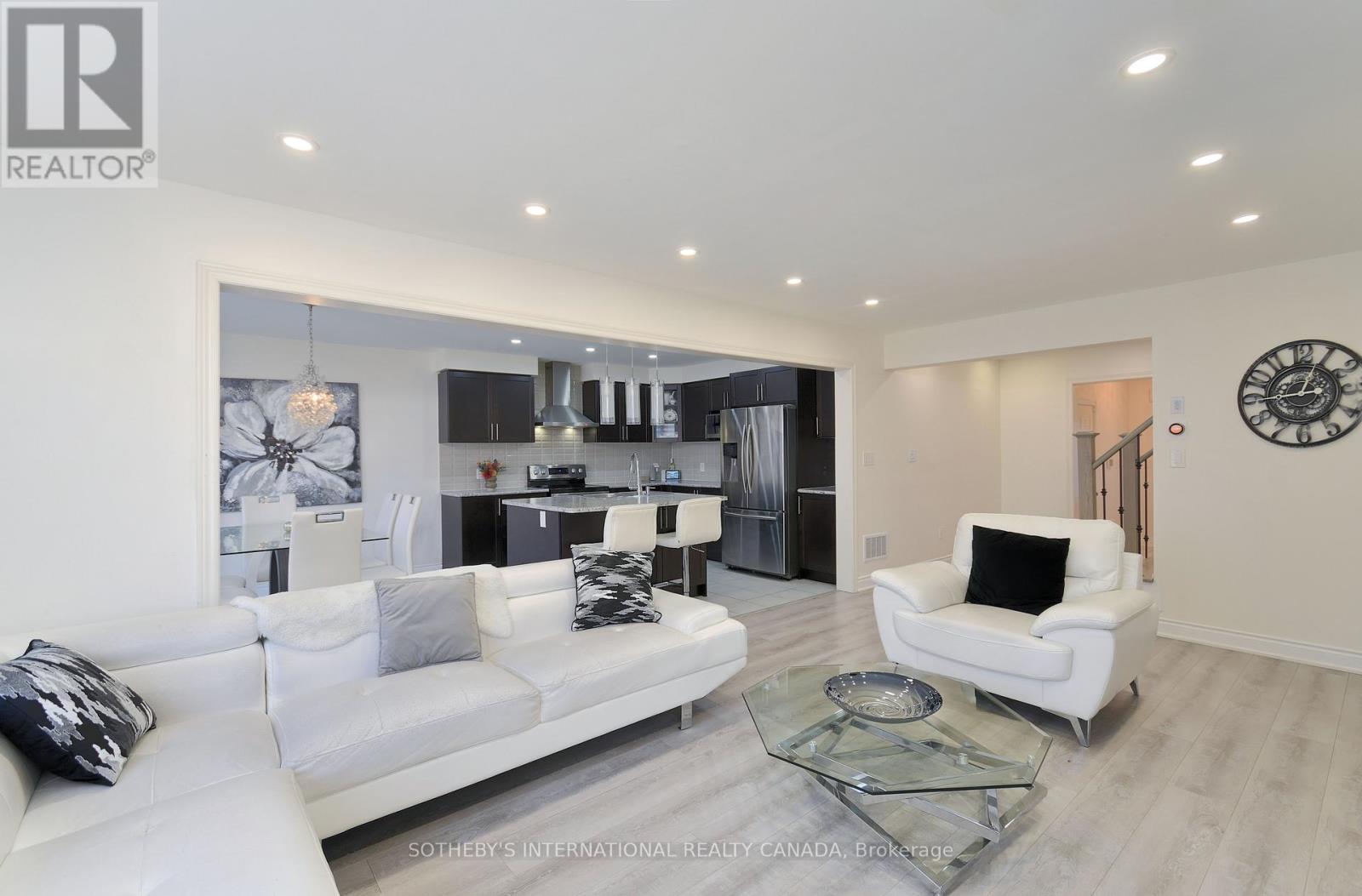 29 Owens Road, New Tecumseth, Ontario  L9R 0T3 - Photo 9 - N12544164