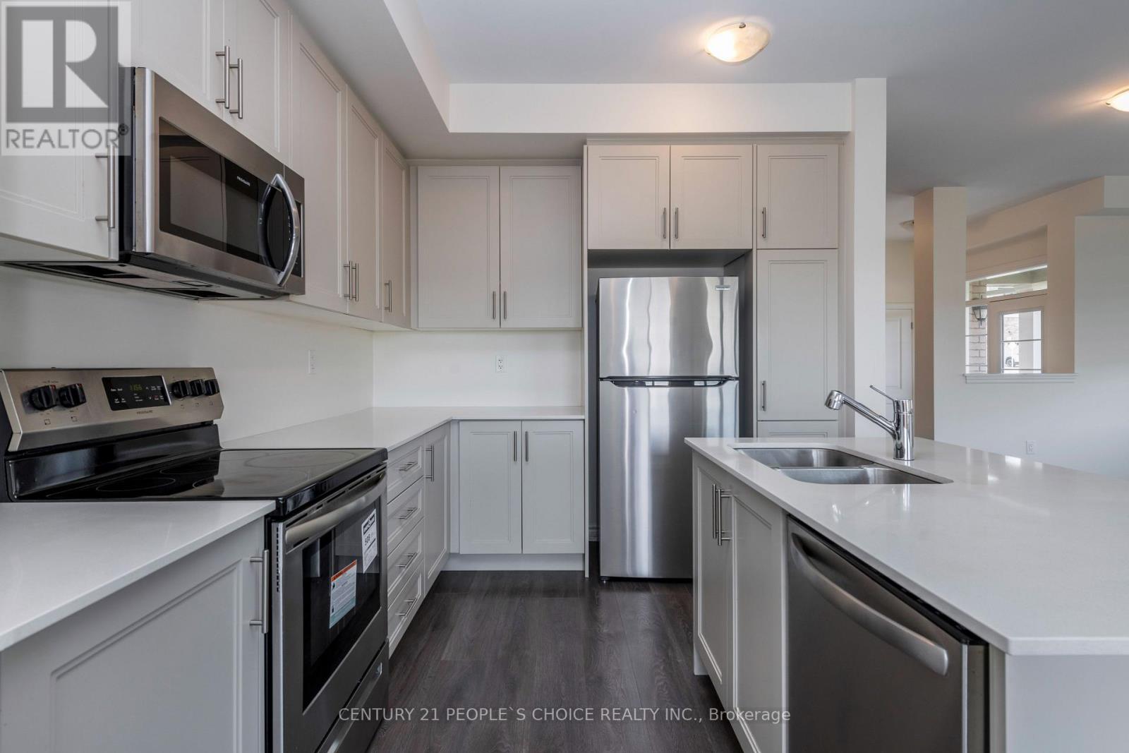 35 Greer Street, Barrie, Ontario  L9J 0R5 - Photo 12 - S12544100