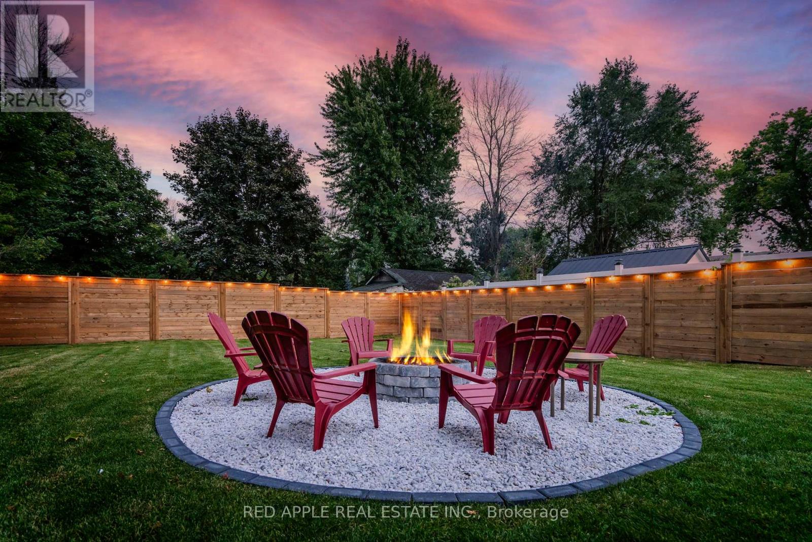 205 Hoyt Avenue, Tay, Ontario  L0K 2A0 - Photo 41 - S12544136