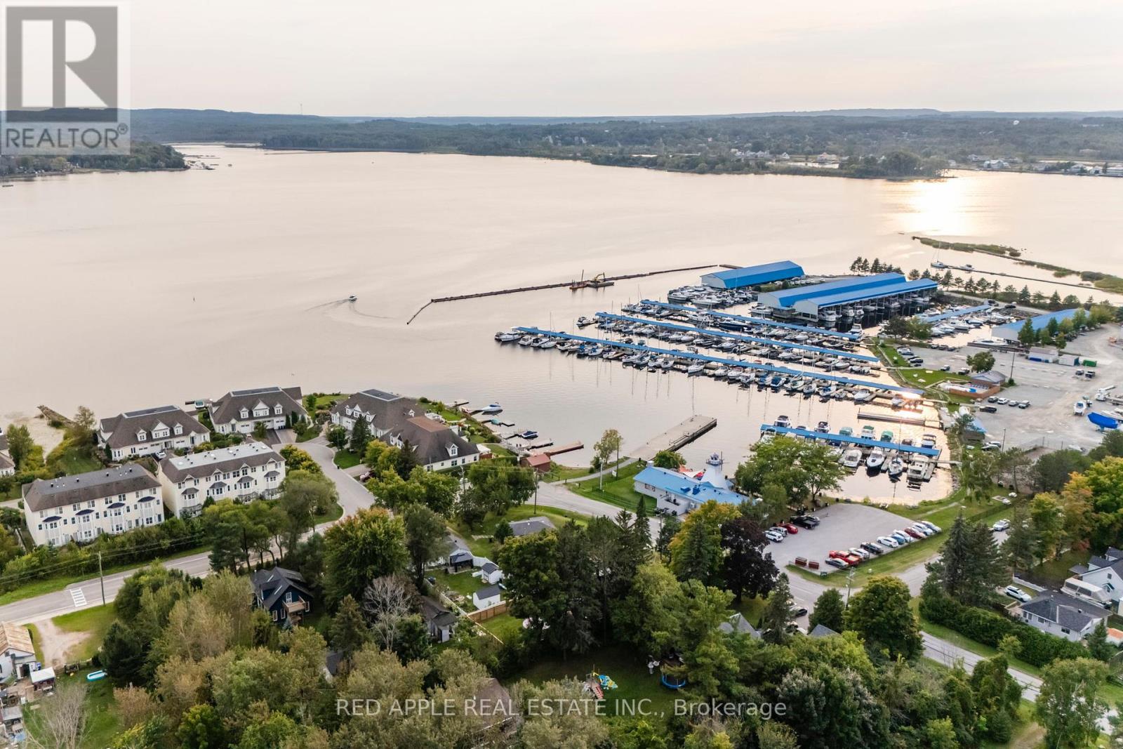 205 Hoyt Avenue, Tay, Ontario  L0K 2A0 - Photo 50 - S12544136