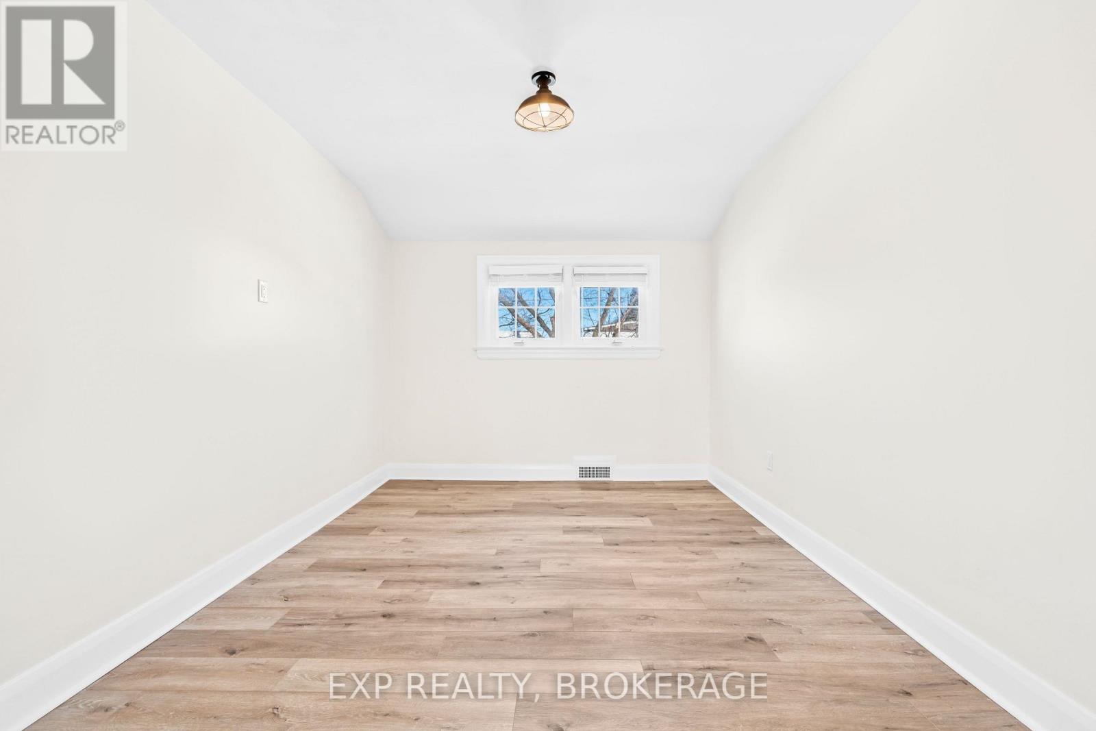 493 College Street, Kingston, Ontario  K7L 4M8 - Photo 23 - X12544210