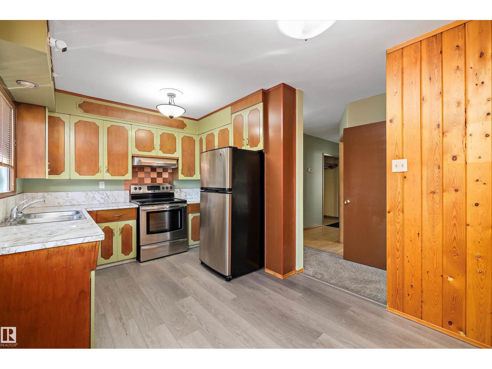 9911 149 St Nw, Edmonton, Alberta  T5P 1K7 - Photo 19 - E4456618