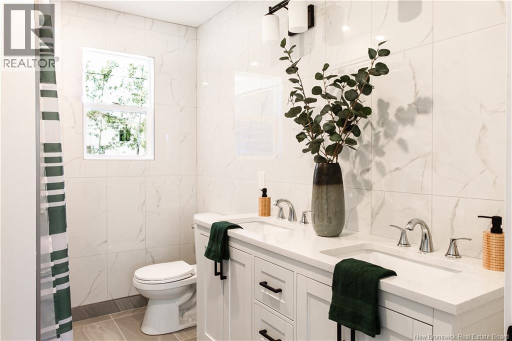44 Teesdale, Moncton, New Brunswick  E1A 5K5 - Photo 28 - NB129807