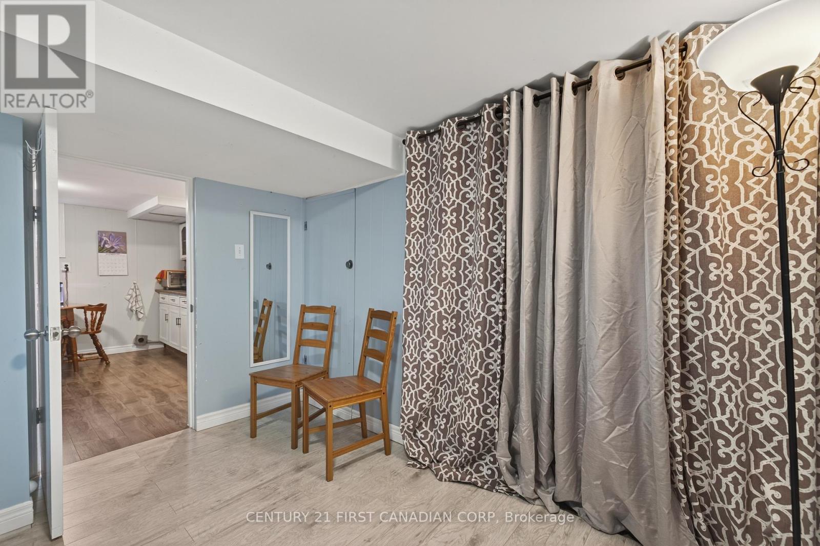 118 Gordon Street, Sarnia, Ontario N7T 6N8 - Photo 27 - X12544190