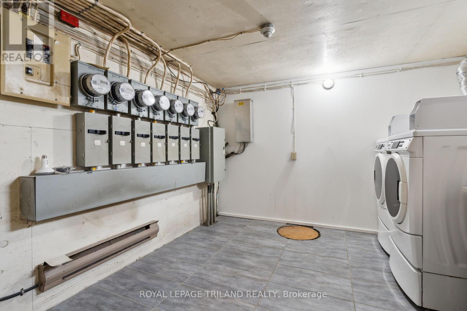 221 Highview Drive, St. Thomas, Ontario  N5R 5H6 - Photo 47 - X12544280