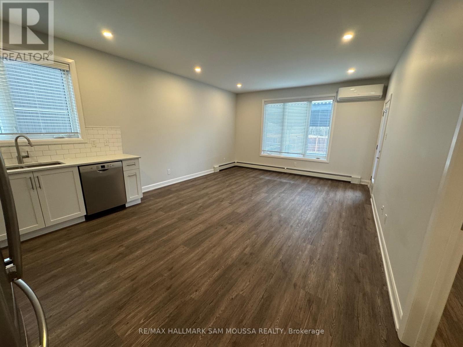 4 - 39 Senators Gate Drive, Perth, Ontario K7H 0B5 - Photo 9 - X12544222