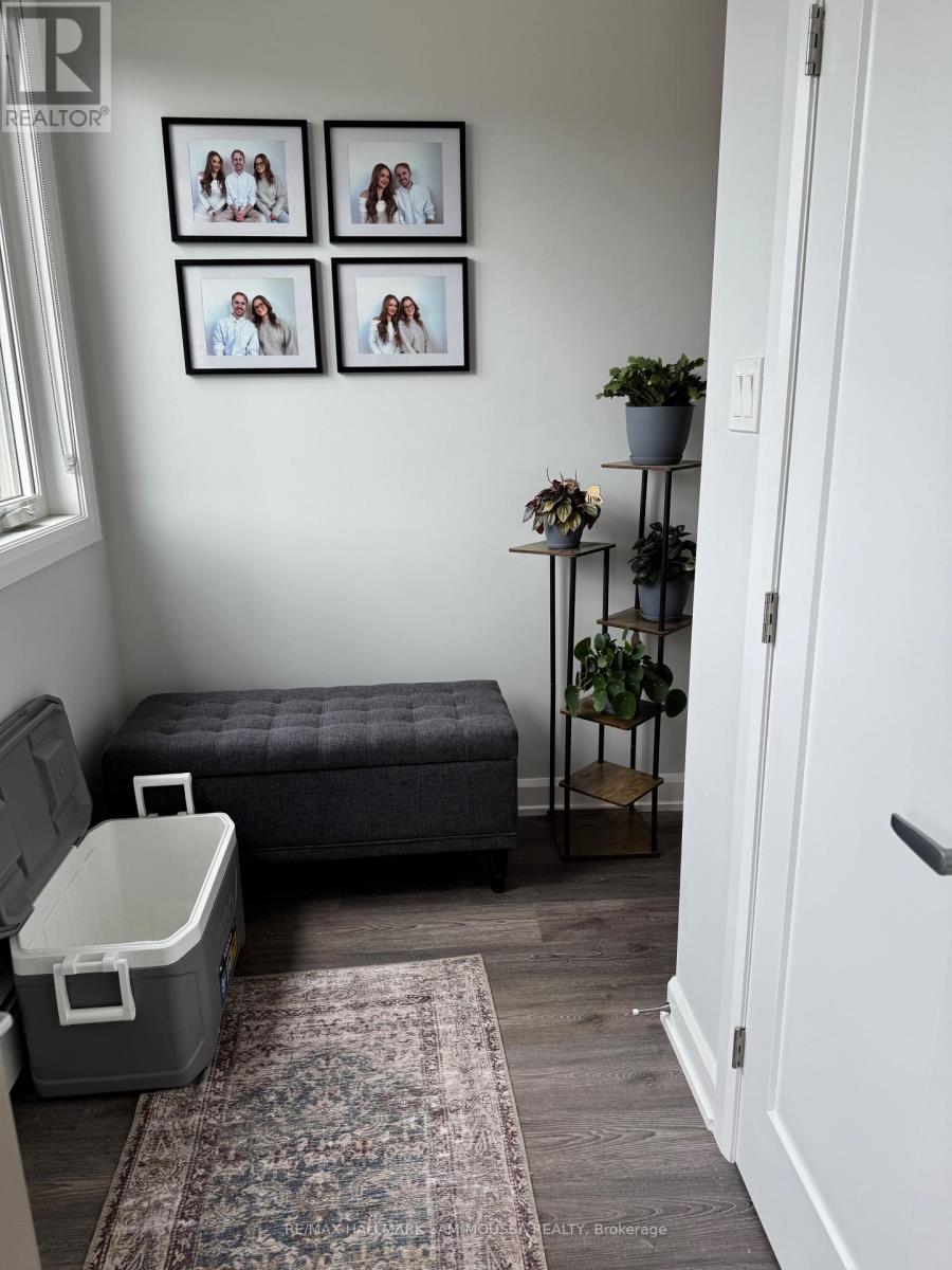 5 - 43 Senators Gate Drive, Perth, Ontario K7H 0B5 - Photo 3 - X12544226