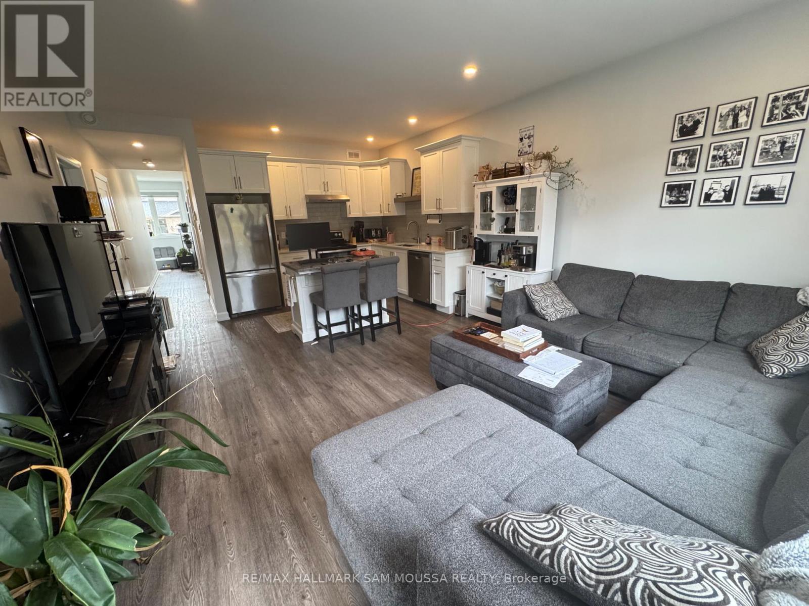 5 - 43 Senators Gate Drive, Perth, Ontario K7H 0B5 - Photo 5 - X12544226