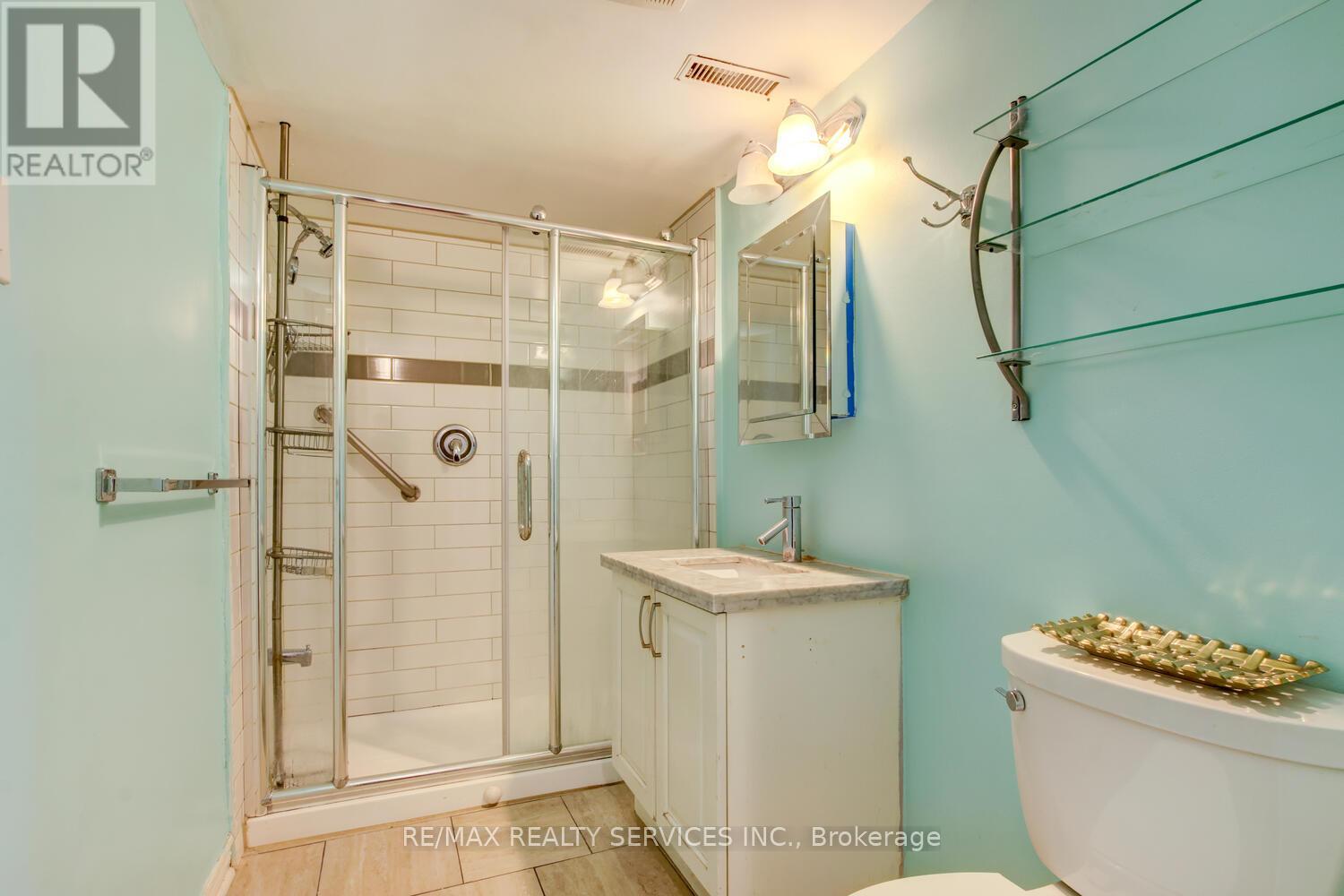 19 Nutmeg Street, Brampton, Ontario  L6S 4A7 - Photo 41 - W12544108