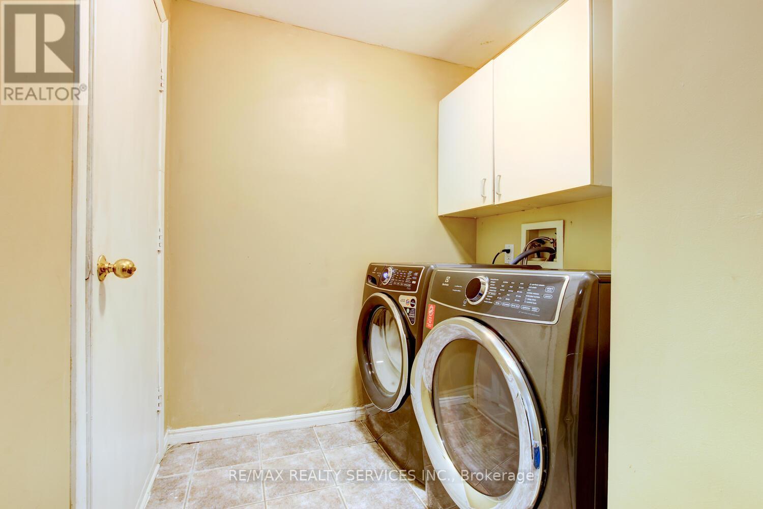 19 Nutmeg Street, Brampton, Ontario  L6S 4A7 - Photo 42 - W12544108