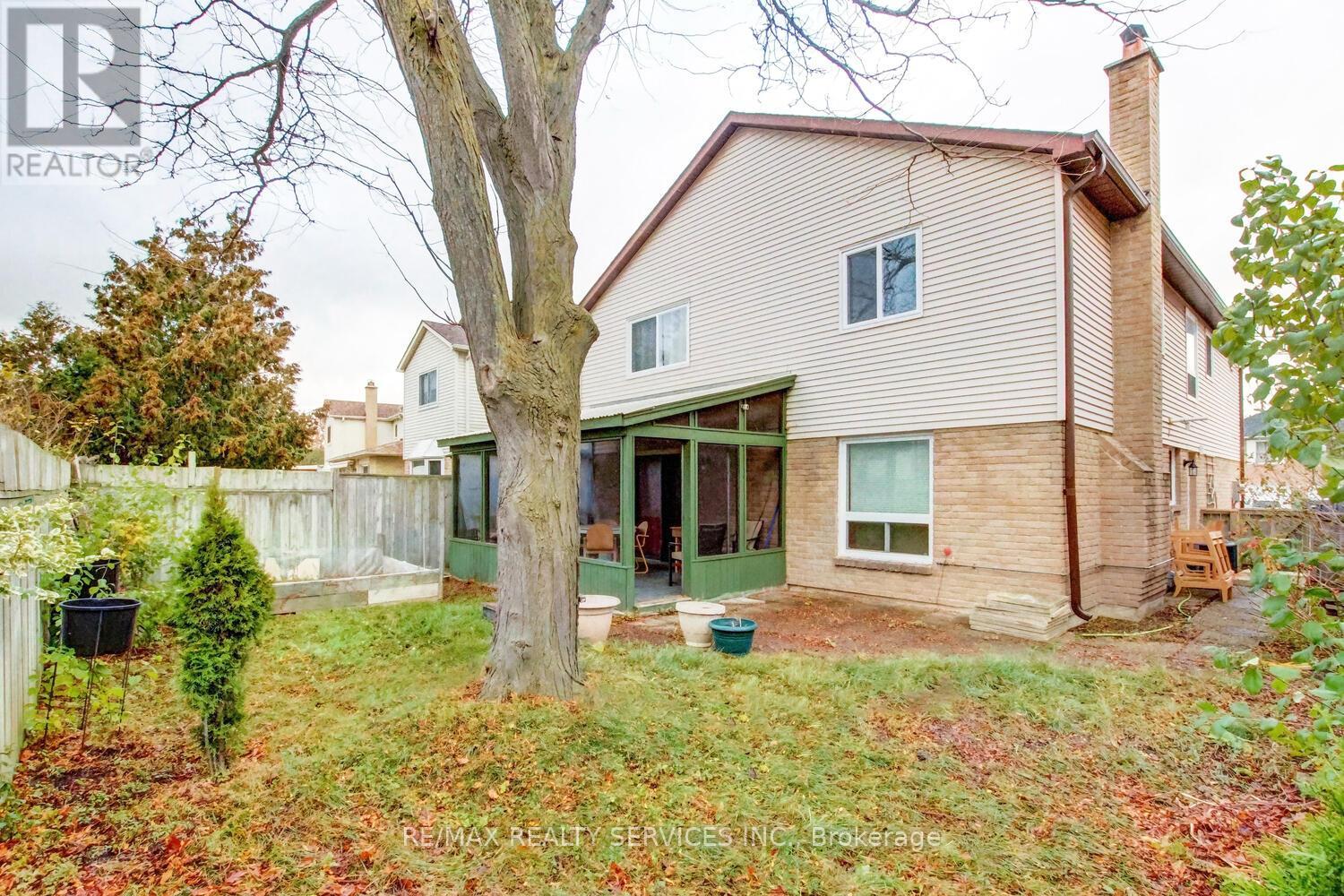 19 Nutmeg Street, Brampton, Ontario  L6S 4A7 - Photo 47 - W12544108