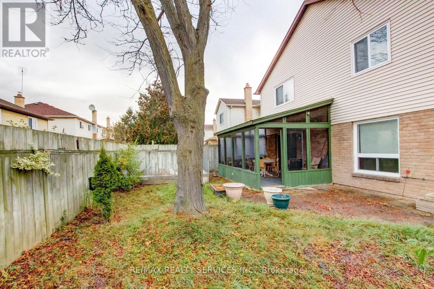 19 Nutmeg Street, Brampton, Ontario  L6S 4A7 - Photo 49 - W12544108