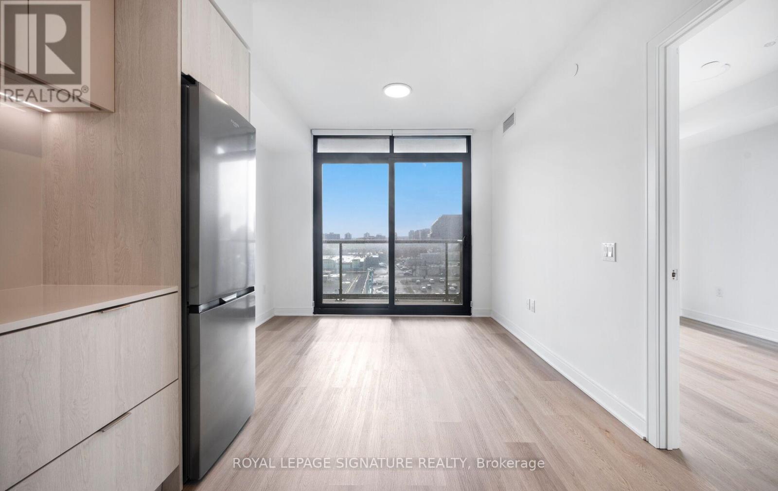 622 - 86 Dundas Street E, Mississauga, Ontario  L5A 1W4 - Photo 12 - W12544124