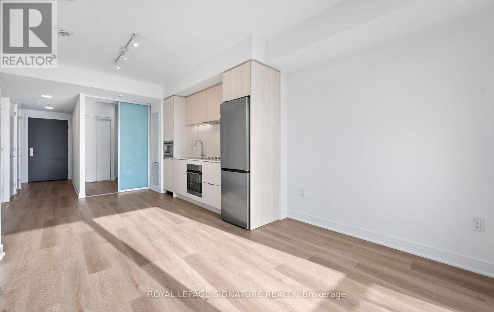 622 - 86 Dundas Street E, Mississauga, Ontario  L5A 1W4 - Photo 14 - W12544124