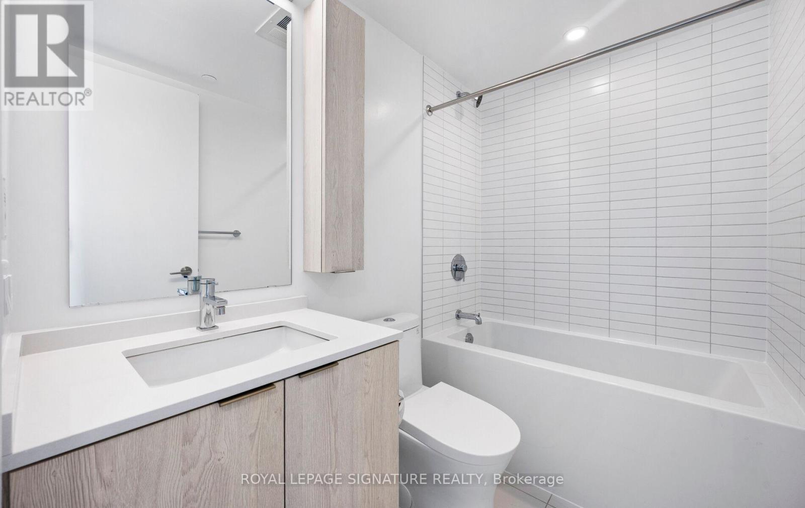 622 - 86 Dundas Street E, Mississauga, Ontario  L5A 1W4 - Photo 21 - W12544124