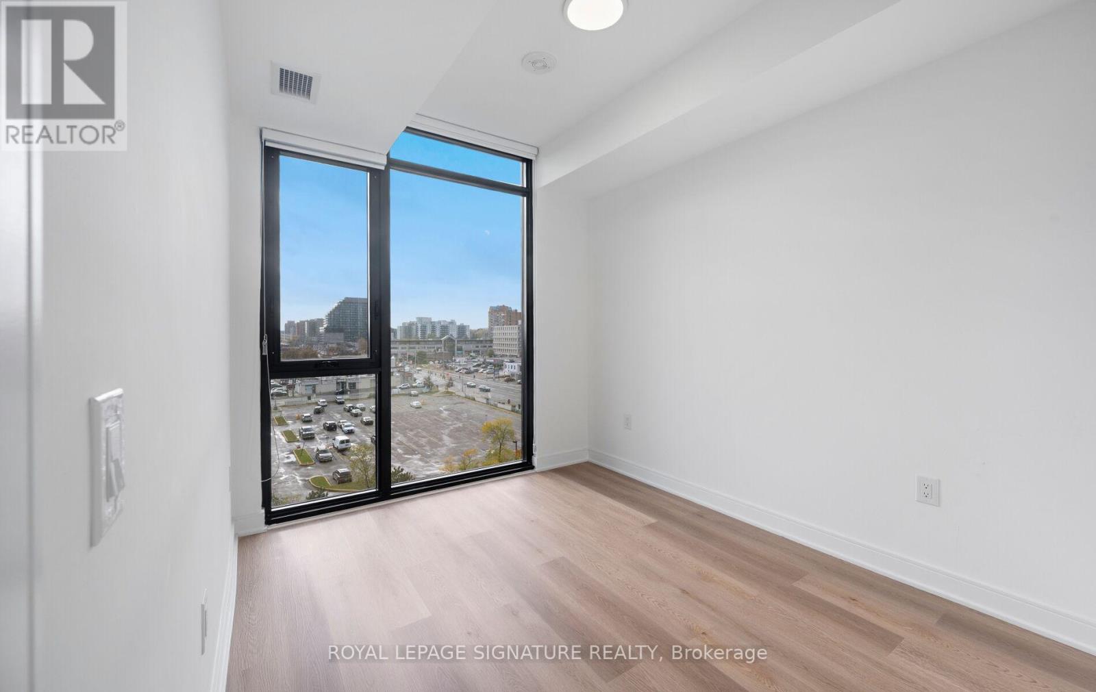 622 - 86 Dundas Street E, Mississauga, Ontario  L5A 1W4 - Photo 26 - W12544124