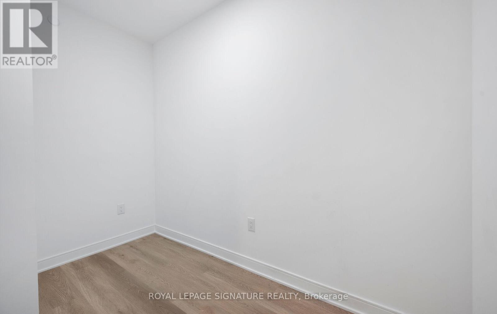 622 - 86 Dundas Street E, Mississauga, Ontario  L5A 1W4 - Photo 9 - W12544124