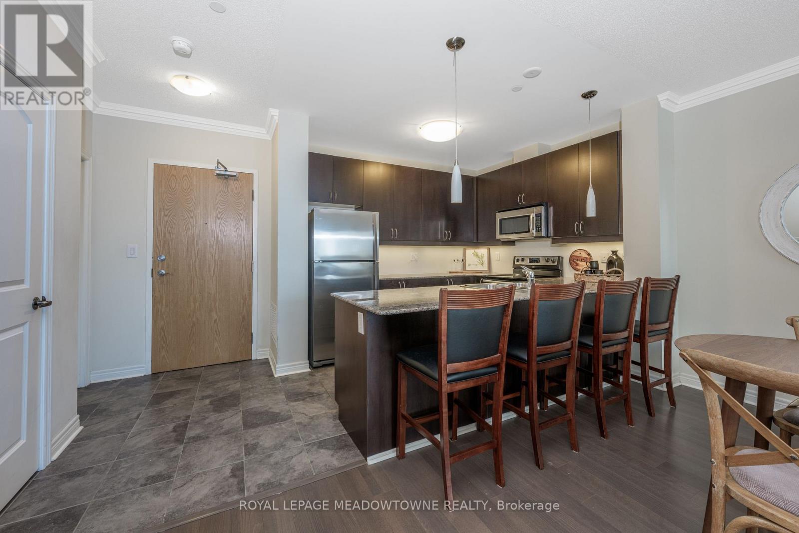 308 - 383 Main Street E, Milton, Ontario  L9T 8K8 - Photo 7 - W12544166