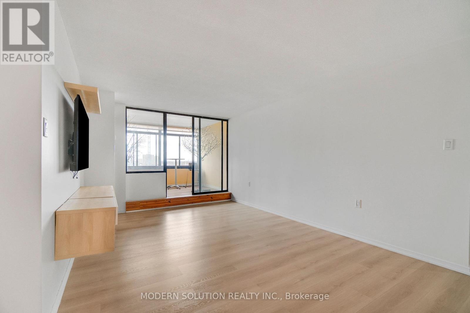 1604 - 18 Knightsbridge Road, Brampton, Ontario  L6T 3X5 - Photo 14 - W12544182