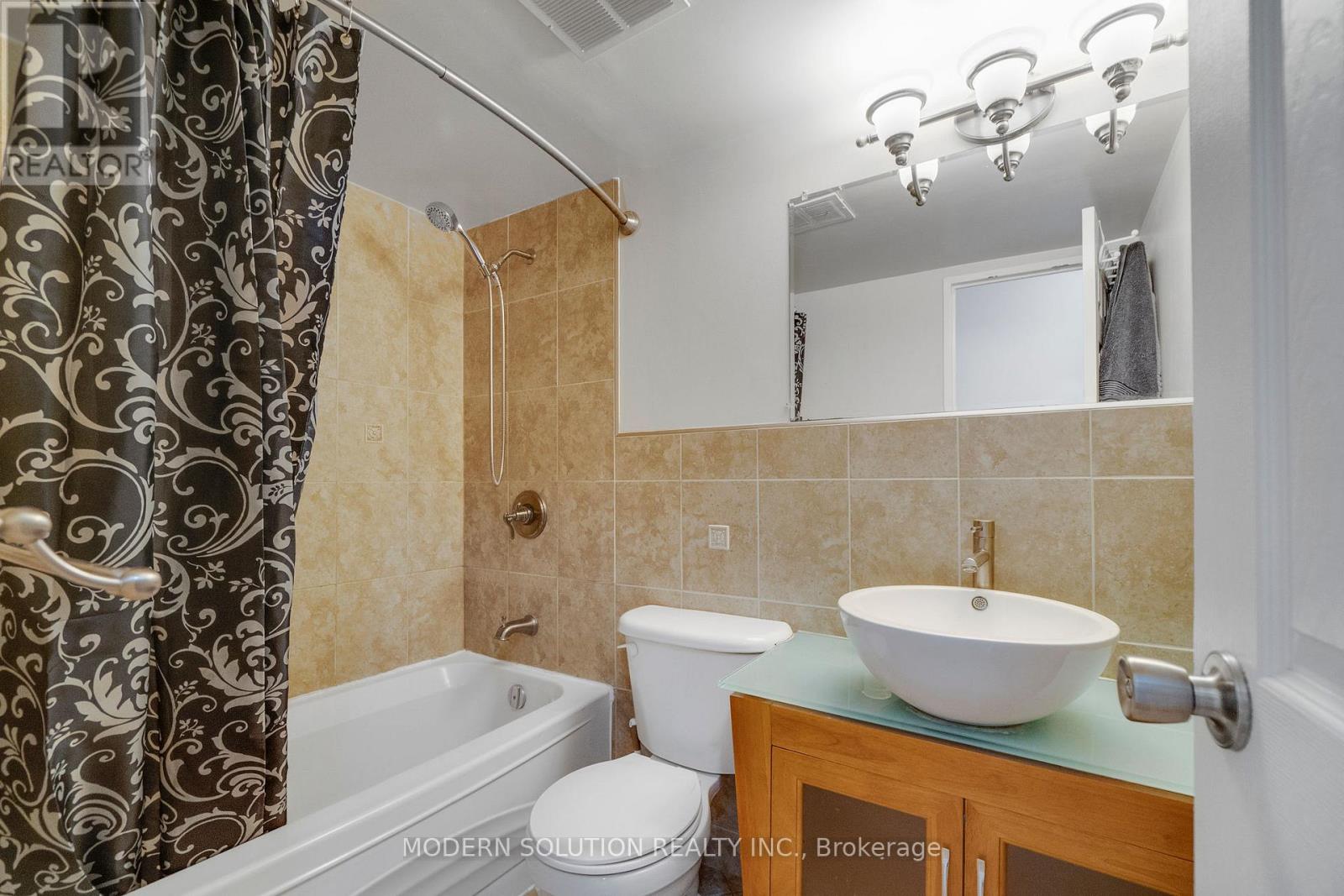 1604 - 18 Knightsbridge Road, Brampton, Ontario  L6T 3X5 - Photo 29 - W12544182