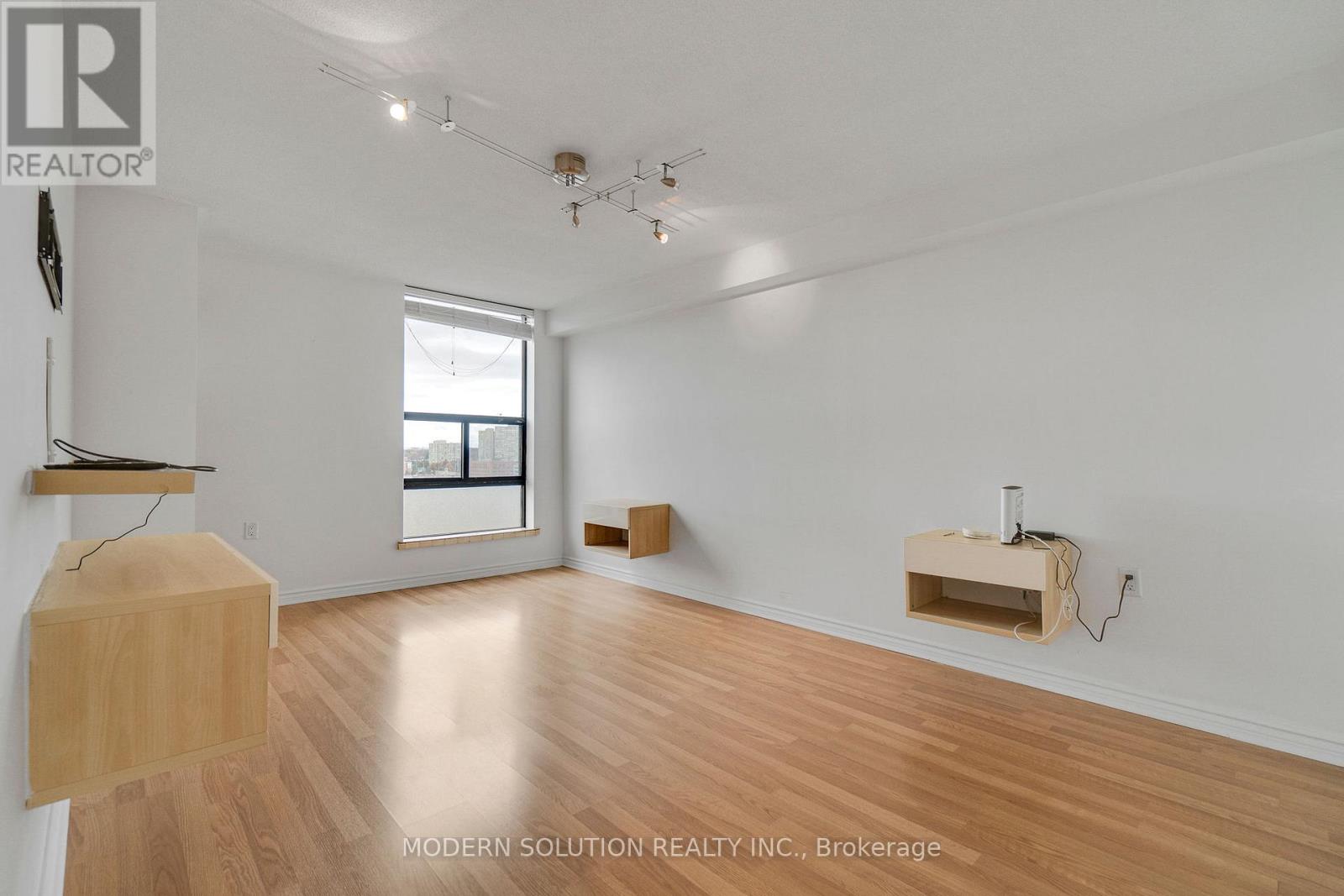 1604 - 18 Knightsbridge Road, Brampton, Ontario  L6T 3X5 - Photo 30 - W12544182