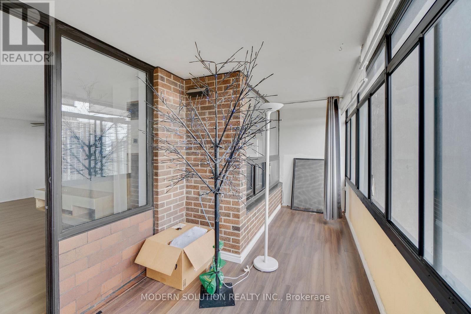 1604 - 18 Knightsbridge Road, Brampton, Ontario  L6T 3X5 - Photo 34 - W12544182