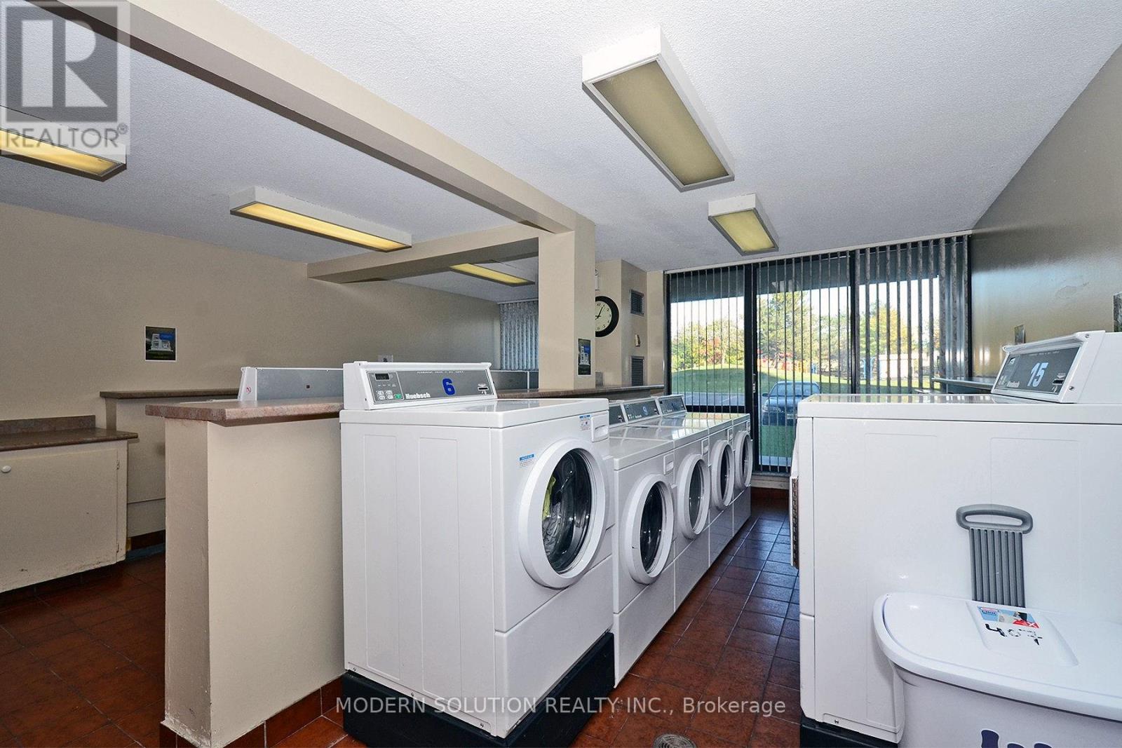 1604 - 18 Knightsbridge Road, Brampton, Ontario  L6T 3X5 - Photo 39 - W12544182