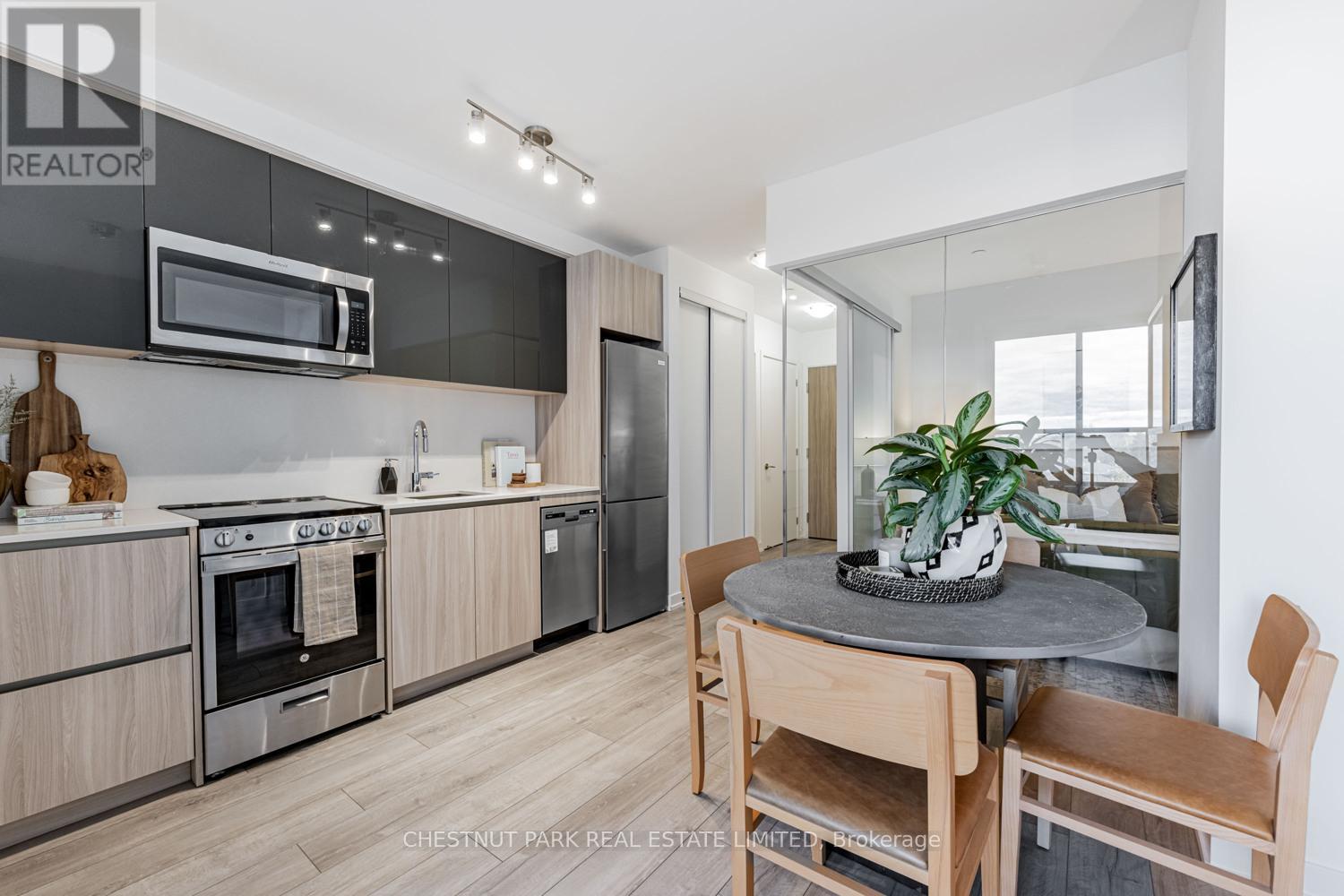 340 - 3100 Keele Street, Toronto, Ontario  M3M 0E1 - Photo 2 - W12544186