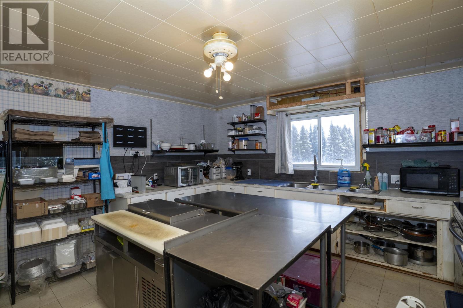 5531 Dawson Road, Thunder Bay, Ontario  P7G 0V7 - Photo 12 - TB253457