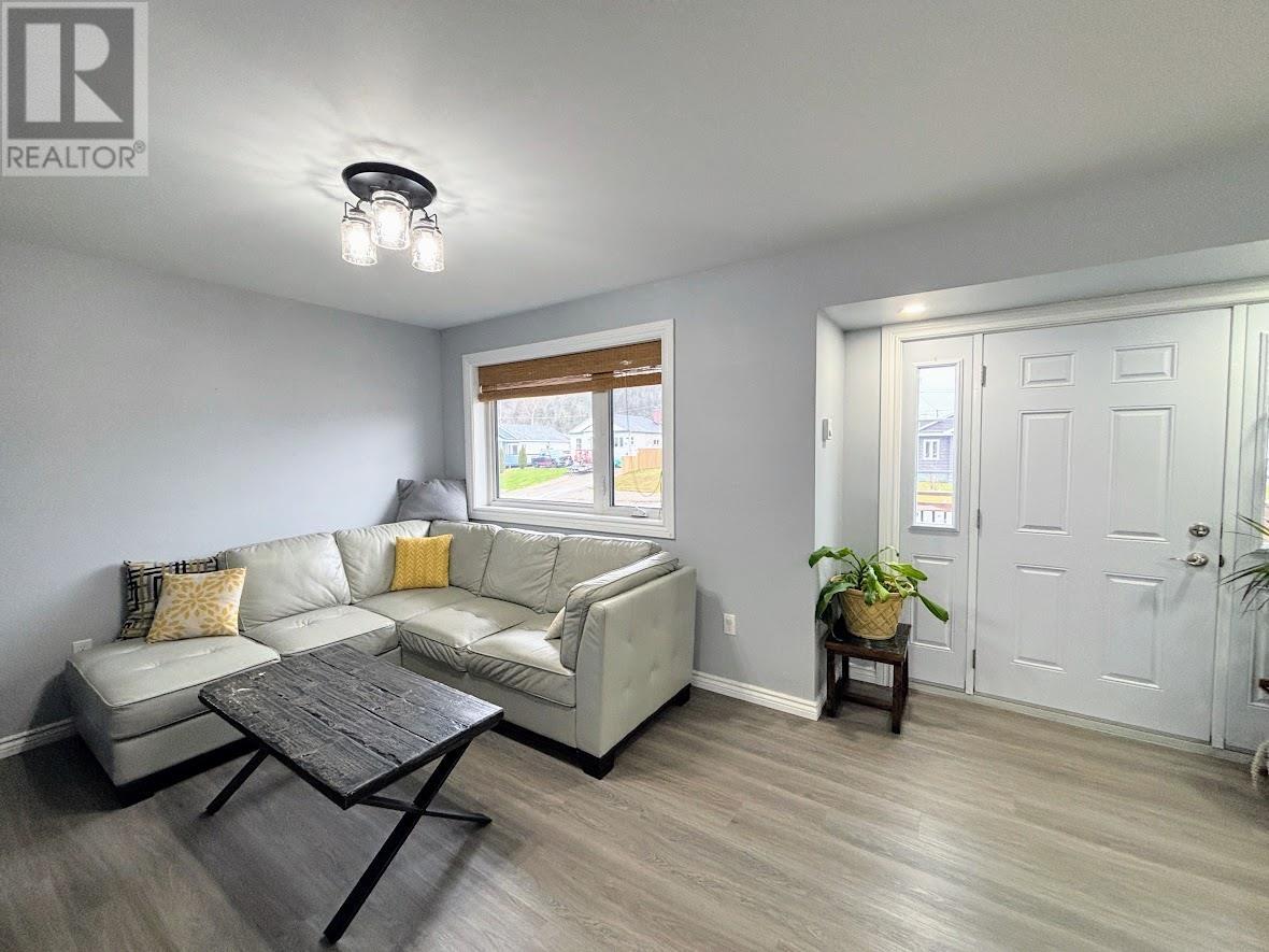 3 Howe St, Marathon, Ontario  P0T 2E0 - Photo 9 - TB253470