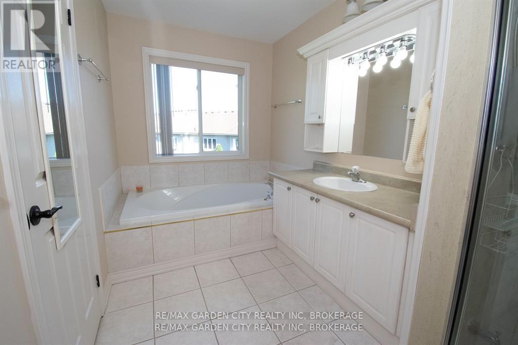 421 Queenston Street, St. Catharines, Ontario  L2P 2Y3 - Photo 26 - X12544236