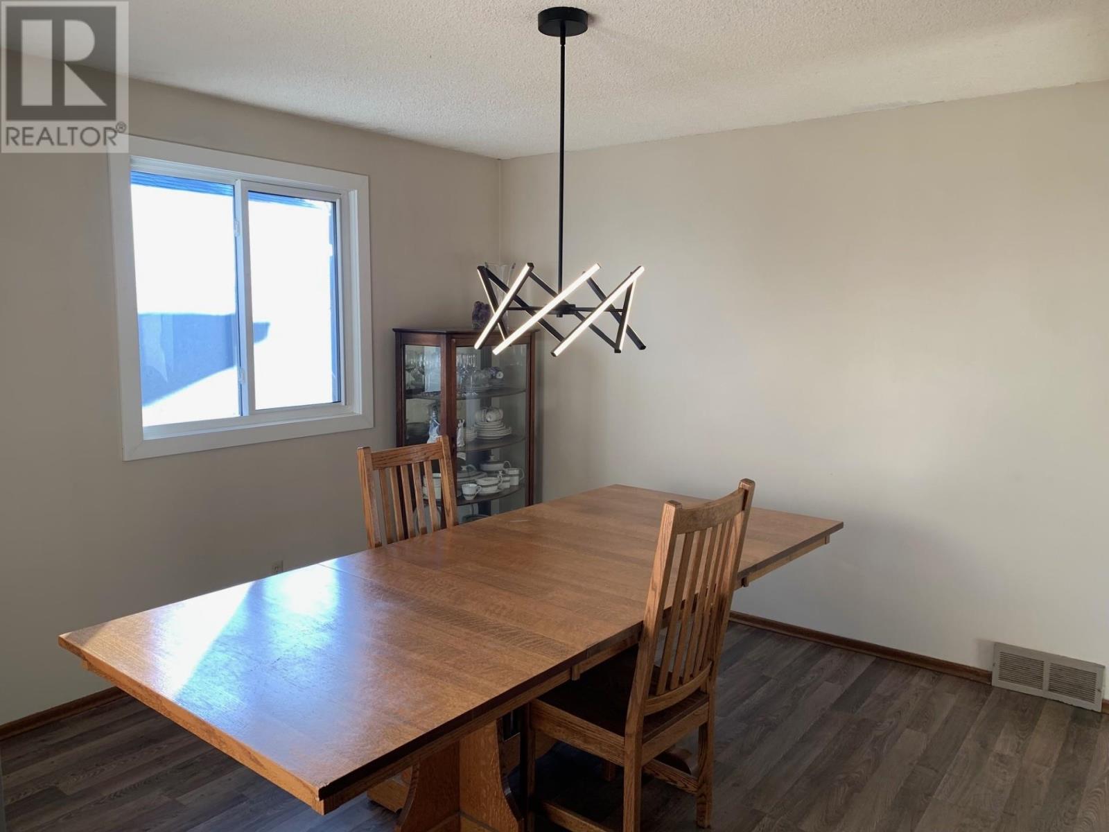 2230 Moodie St E, Thunder Bay, Ontario  P7E 4Z6 - Photo 5 - TB253480