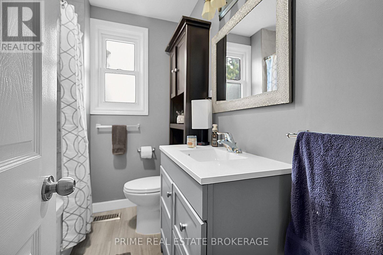 199 Vancouver Street, London East, Ontario  N5W 4R5 - Photo 20 - X12467775