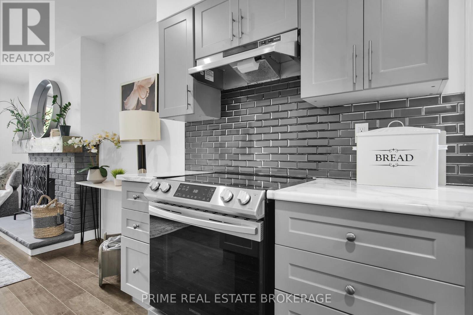 199 Vancouver Street, London East, Ontario  N5W 4R5 - Photo 12 - X12467775