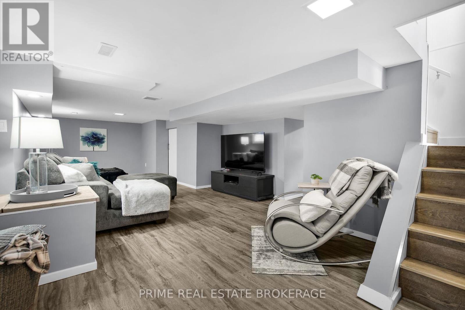 199 Vancouver Street, London East, Ontario  N5W 4R5 - Photo 29 - X12467775