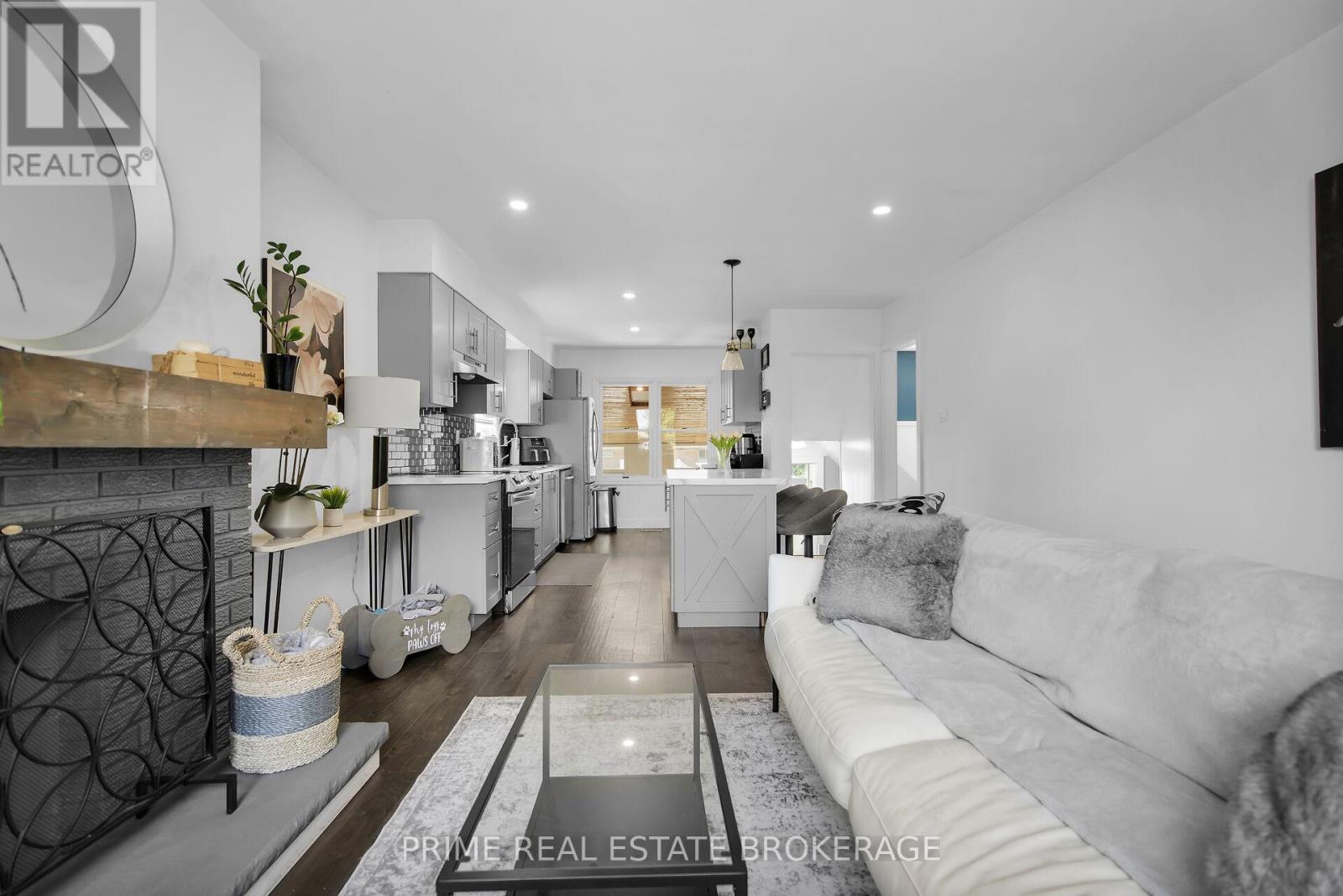 199 Vancouver Street, London East, Ontario  N5W 4R5 - Photo 8 - X12467775