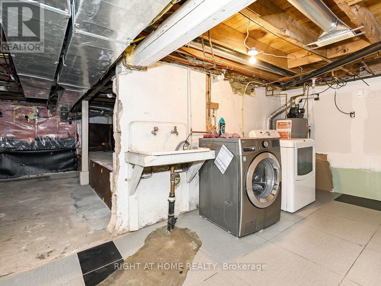 180 Rosslyn Avenue N, Hamilton, Ontario  L8L 7P7 - Photo 32 - X12544126