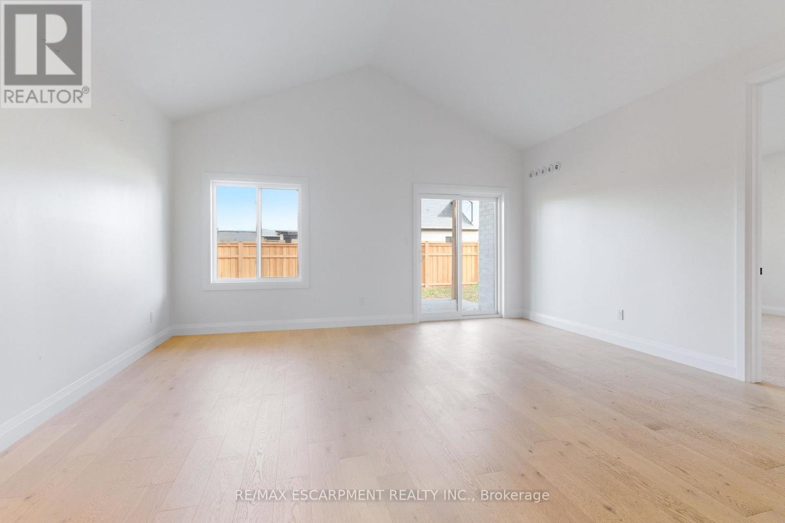 236 Mount Pleasant Street, Brantford, Ontario  N3T 1V1 - Photo 11 - X12544158