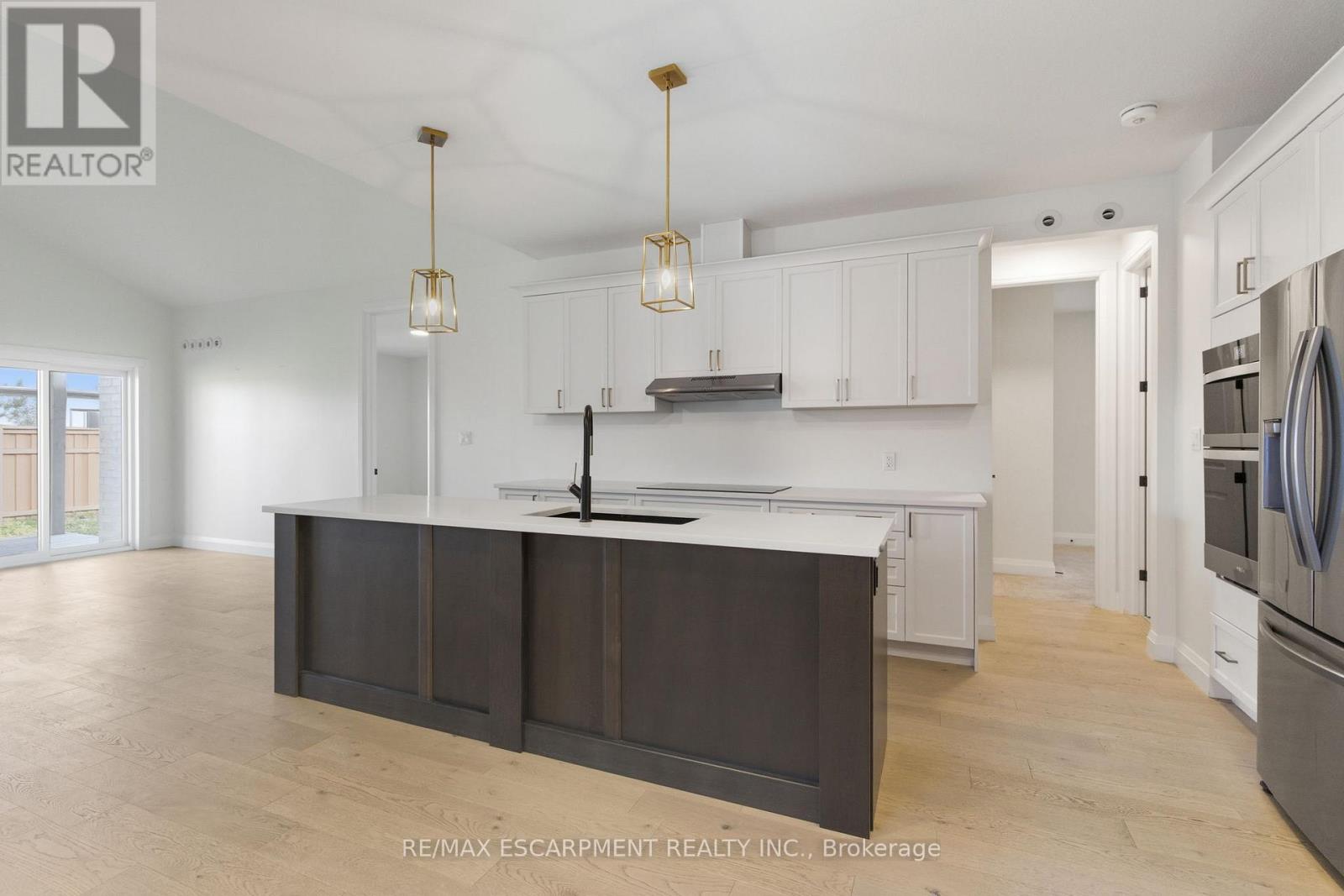 236 Mount Pleasant Street, Brantford, Ontario  N3T 1V1 - Photo 6 - X12544158