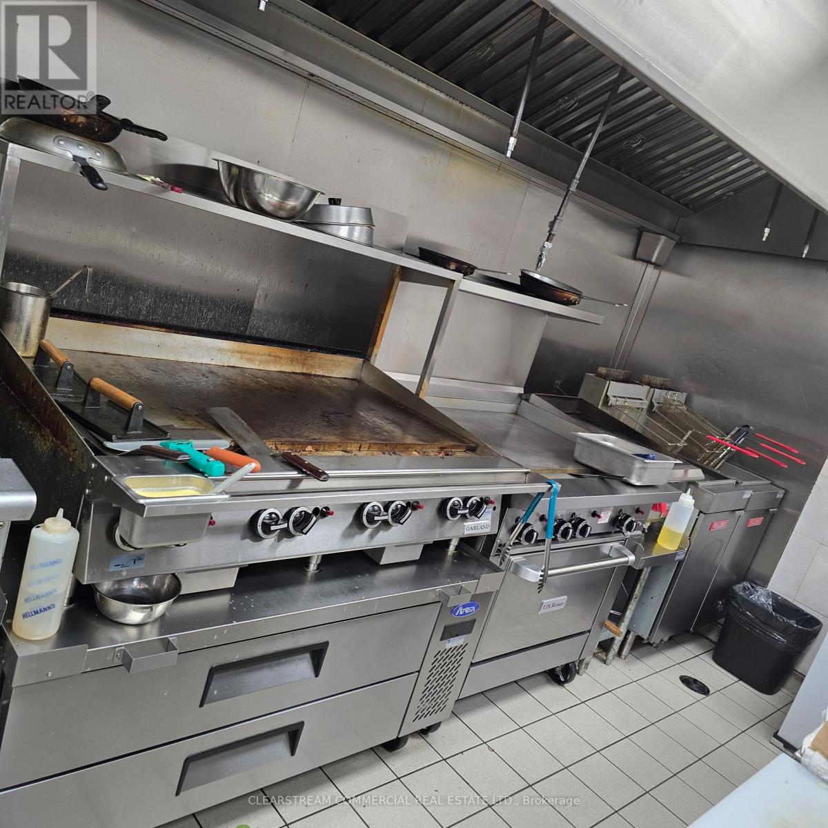 340 Eagle Street W, Newmarket, Ontario  L3Y 7M7 - Photo 4 - N12470062